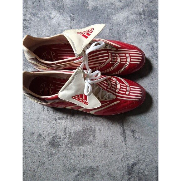Athletic_Shoes